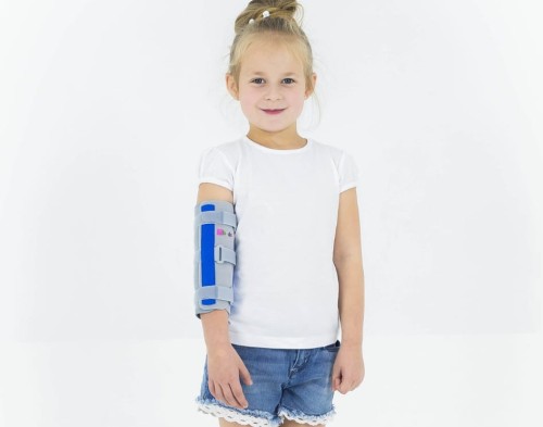 Dziecięca orteza unieruchamiająca staw łokciowy AM-TL-01  -   4KIDS.jpg
